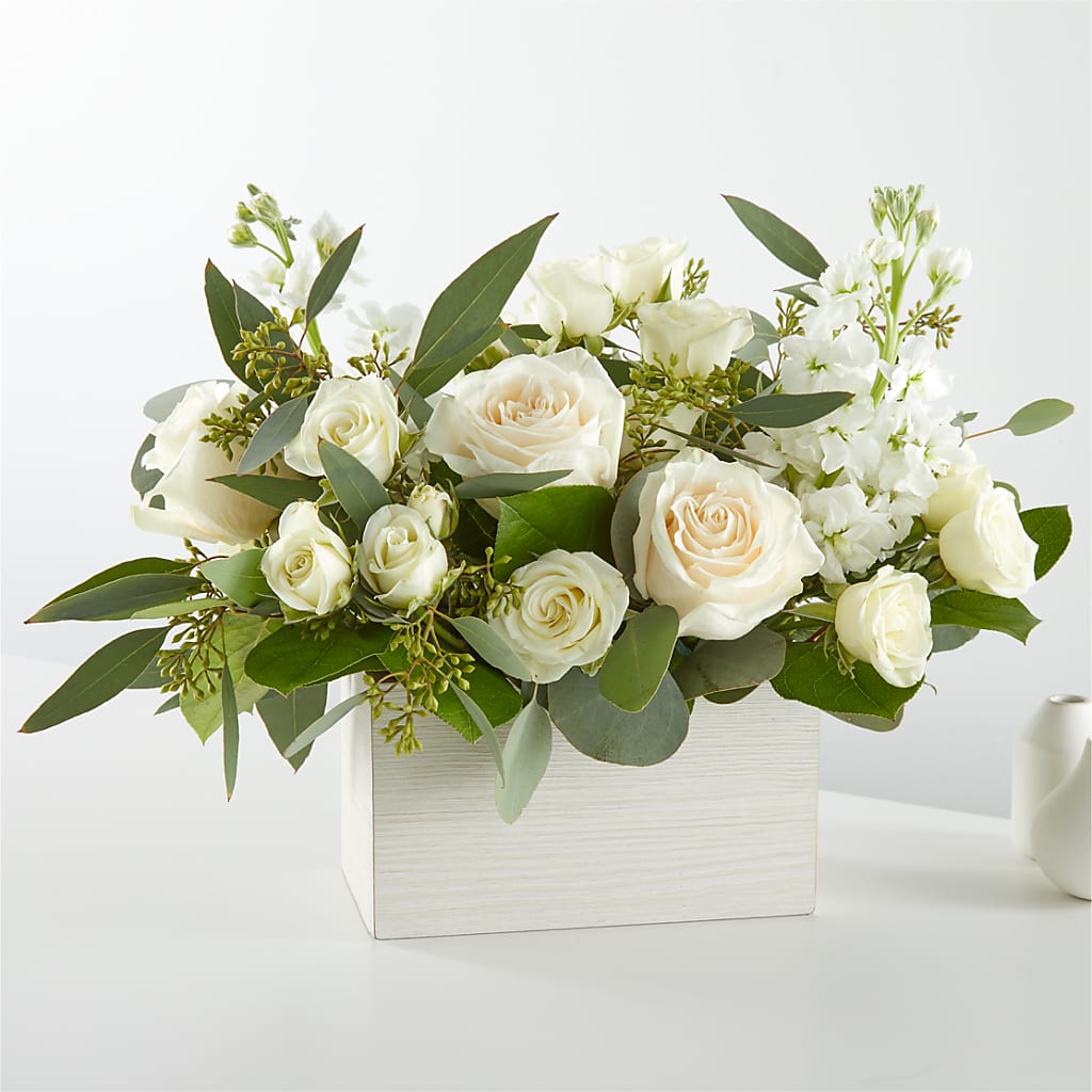 Fresh Linen Box Bouquet – Mulberry Florist And Gift Shop, Elizabethtown KY