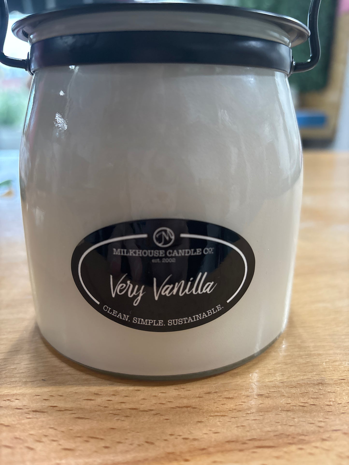Milk House Candles – Mulberry Florist And Gift Shop, Elizabethtown KY