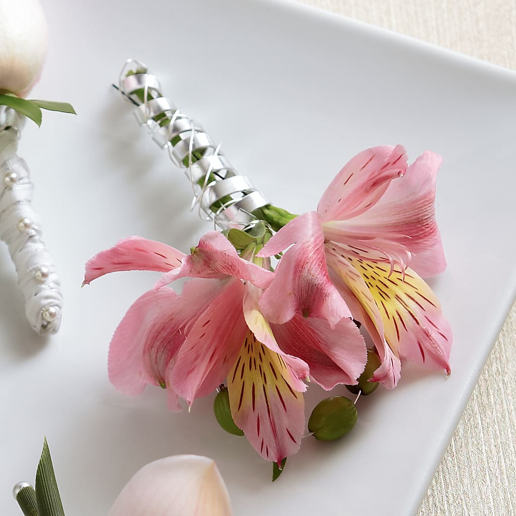 Pink Peruvian Lily Boutonniere – Mulberry Florist And Gift Shop, Elizabethtown KY