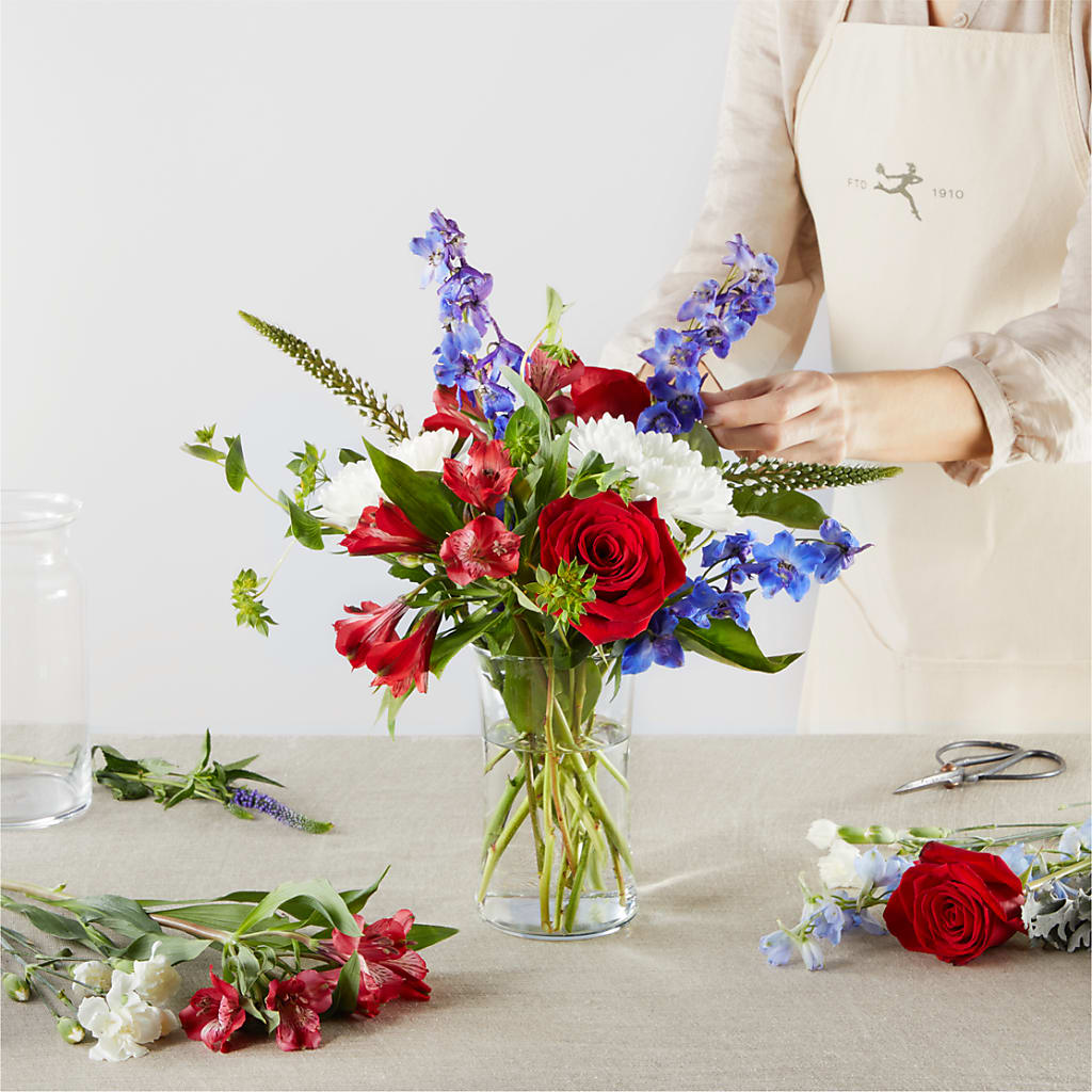 Star Spangled - A Florist Original –  Mulberry Florist And Gift Shop, Elizabethtown KY