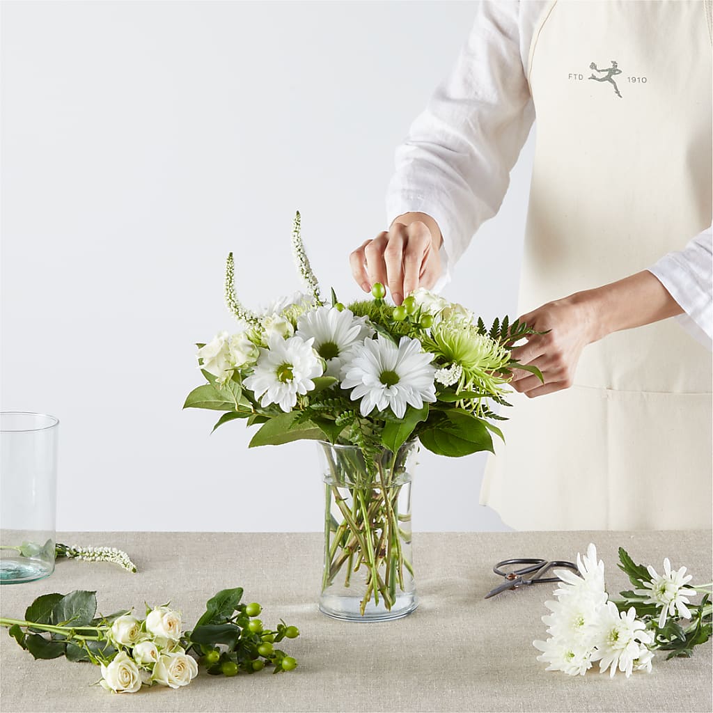 Irish Garden - A Florist Original –  Mulberry Florist And Gift Shop, Elizabethtown KY
