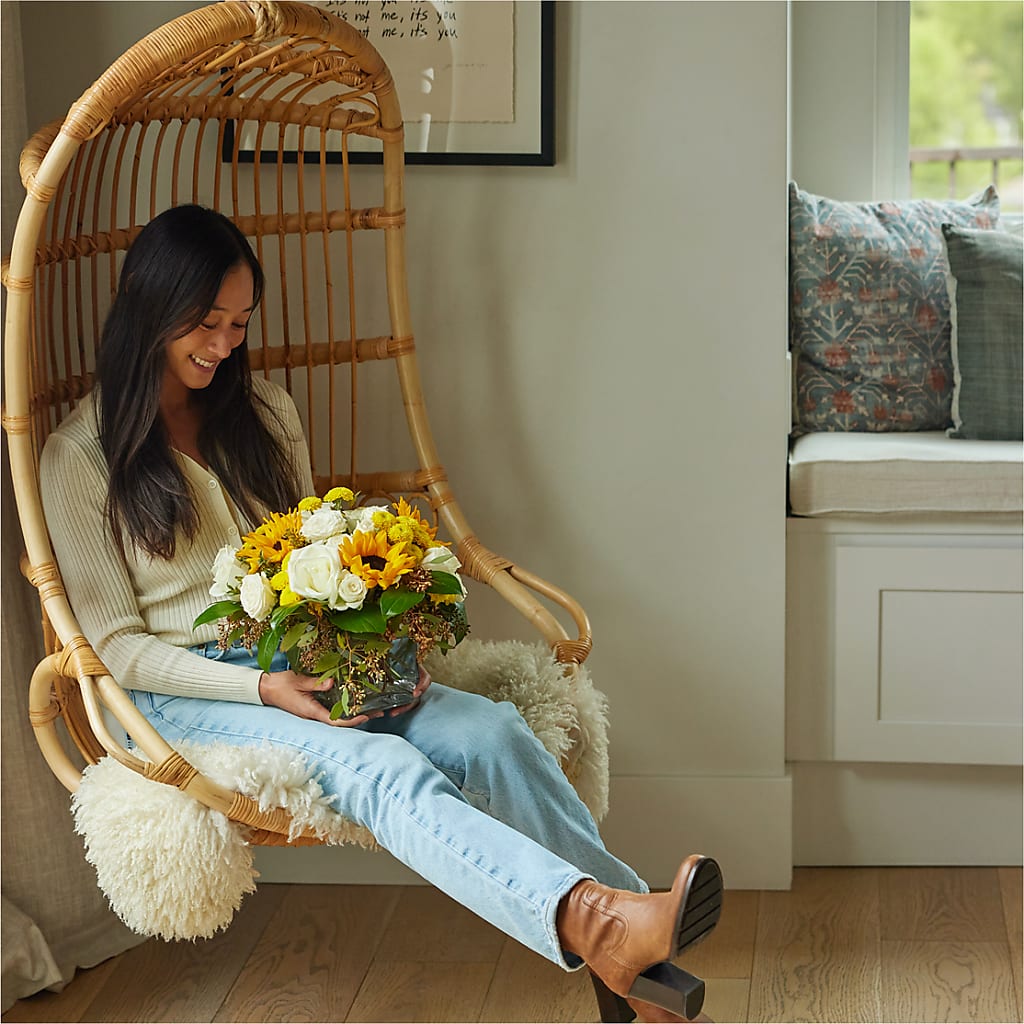 Luminous Morning Bouquet –  Mulberry Florist And Gift Shop, Elizabethtown KY