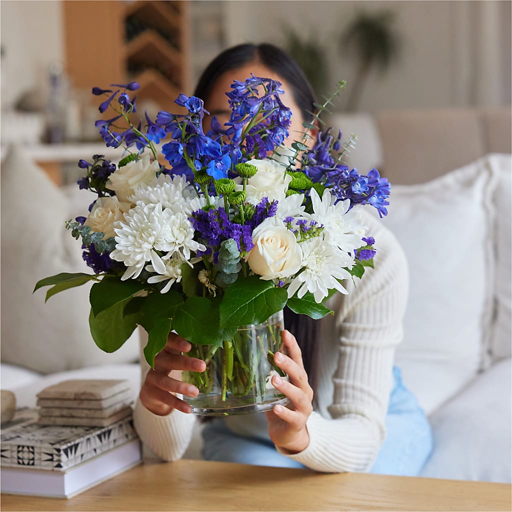 Cerulean Waves Bouquet –  Mulberry Florist And Gift Shop, Elizabethtown KY