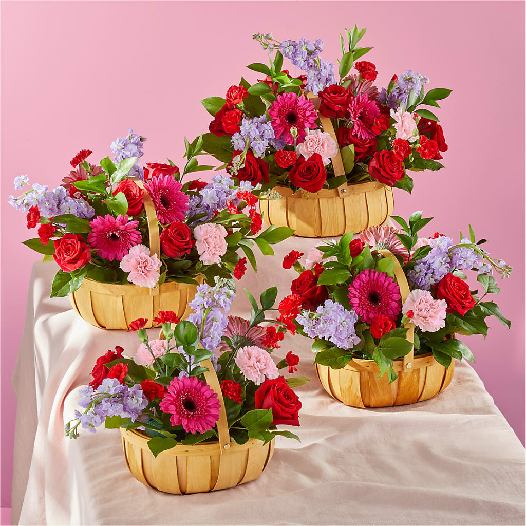 Pink Picnic Basket –  Mulberry Florist And Gift Shop, Elizabethtown KY