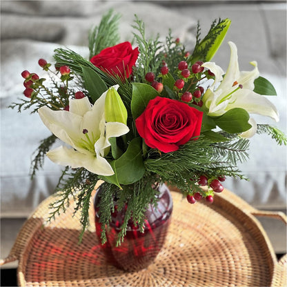 Evergreen Delight Bouquet –  Mulberry Florist And Gift Shop, Elizabethtown KY