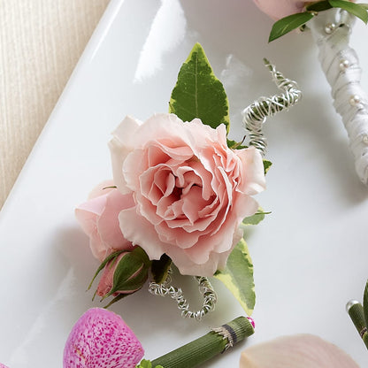 Pink Spray Rose Boutonniere –  Mulberry Florist And Gift Shop, Elizabethtown KY